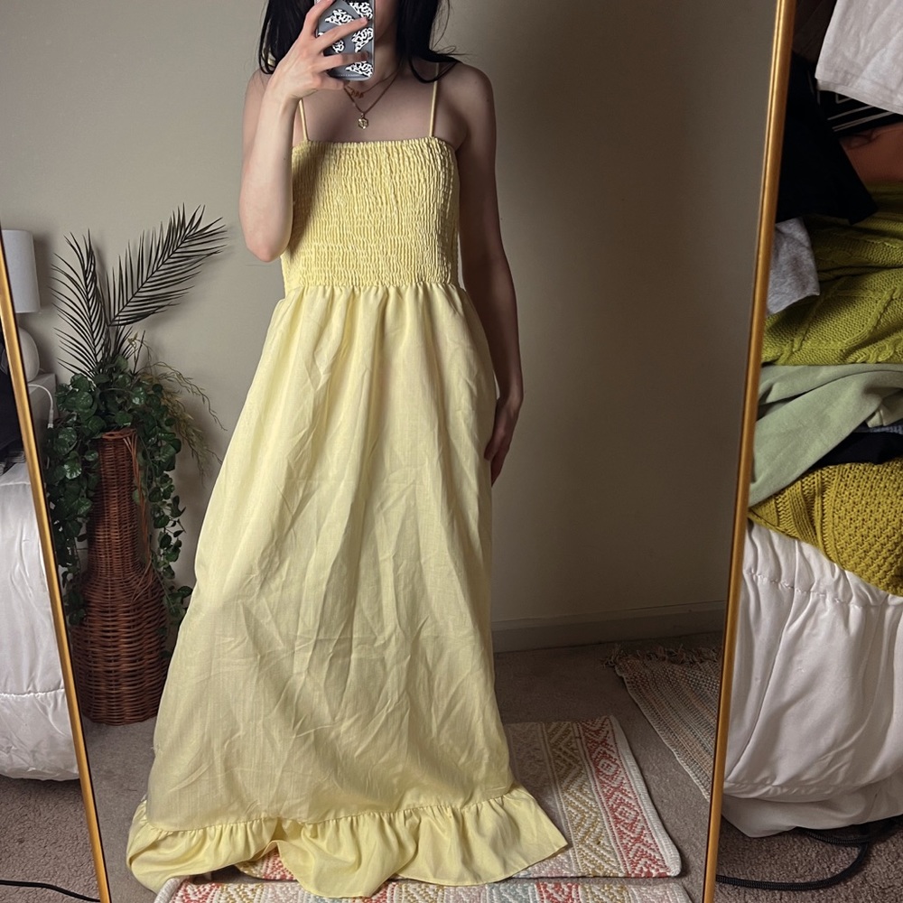 Love Sadie Women's Smocked Maxi Dress Canary Size Medium